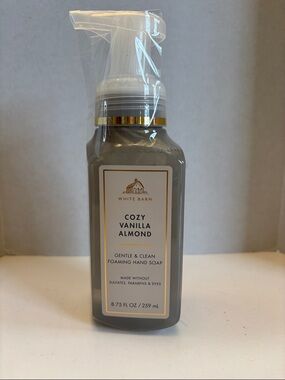 White Barn Cozy Vanilla Almond Foaming Hand Soap